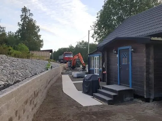 Tomt och mur, Alnö